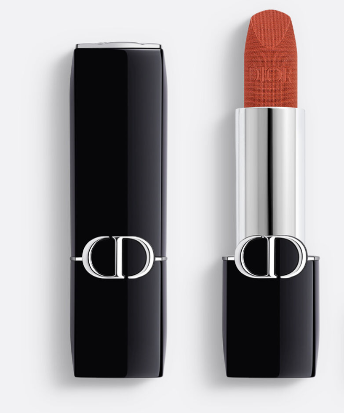 Rtěnka Dior, odstín 840, 1330 Kč
Rtěnka Dior, odstín 840, 1330 Kč