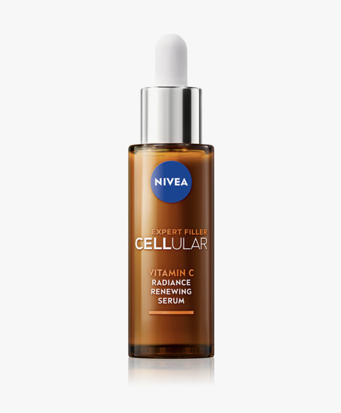 Rozjasňující sérum s vitaminem C, Cellular Expert Filler, 362 Kč

Obsahuje vitamíny C a E, které působí jako silné antioxidanty a chrání pleť před oxidačním stresem, volnými radikály a dalšími negativními vnějšími vlivy, jež způsobují předčasné stárnutí pleti.
