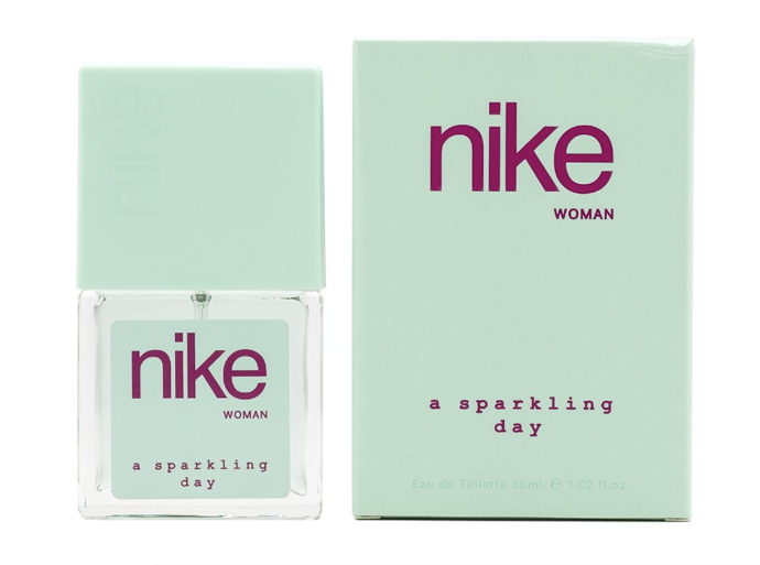 Eau de toilette

NIKE A SPARKLING DAY WOMAN, EdT, 320 Kč, Rossmann

Jiskřivá, povzbudivá a přitažlivá vůně pro ženu, která se nebojí být vidět. Výrazné sladké ovocné tóny v úvodu předznamenávají, že nositelka této vůně zbožňuje být středem pozornosti. Vířivá směsice květinových tónů konvalinek a fialek v srdci je předehrou k vznosnému a energickému základu tvořenému tonkovými boby a vanilkou, jež dohromady působí jako substance radostného denního života uvnitř velkoměsta.
