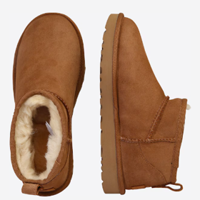 UGG Kozačky 4499 Kč

