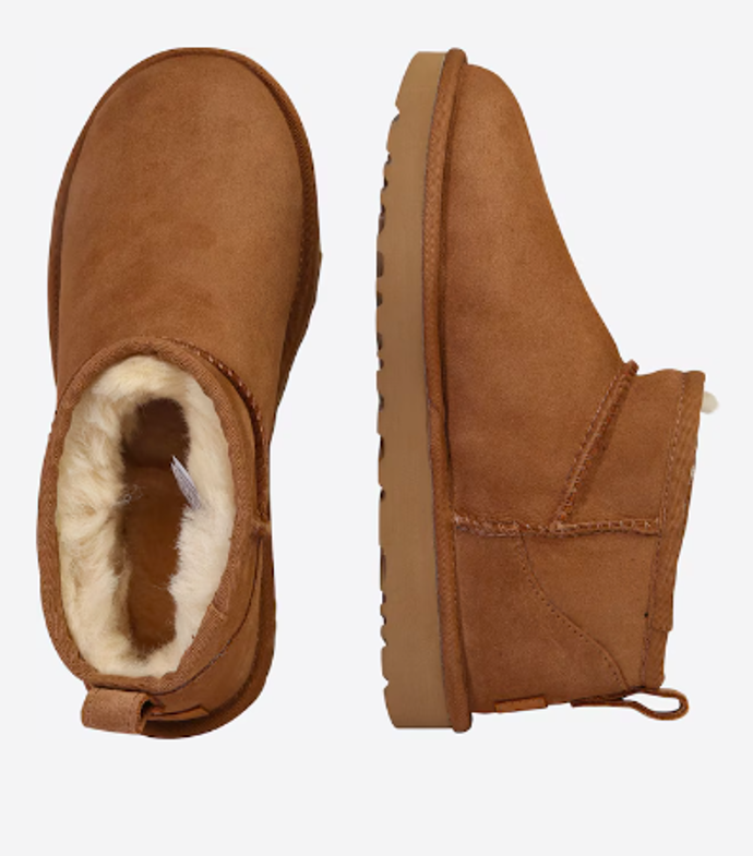 UGG Kozačky 4499 Kč
UGG Kozačky 4499 Kč