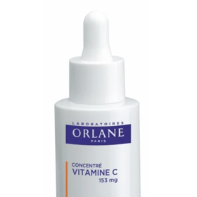 Koncentrát s vitamínem C Supradose, Orlane, 1420 Kč

Dodává pleti hloubkovou hydrataci a úspěšně redukuje známky únavy a rozjasňuje vzhled.
