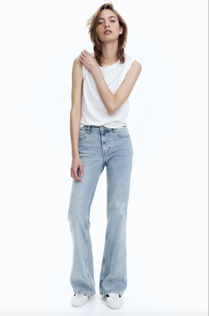 H&M, 679 Kč

