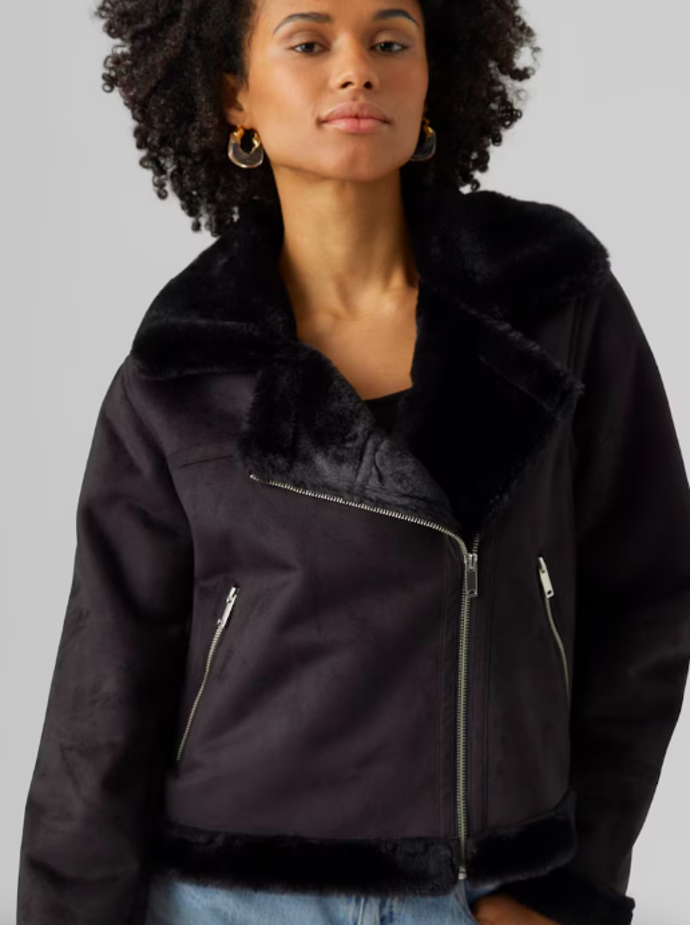 VERO MODA Zimní bunda 1879 Kč
VERO MODA Zimní bunda 1879 Kč
