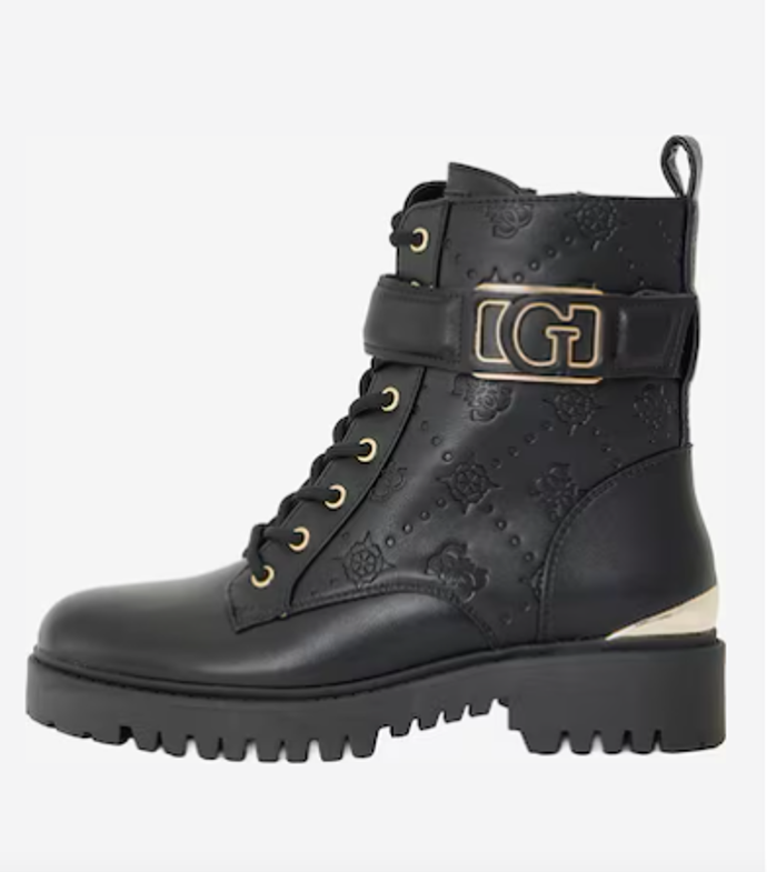 GUESS Šněrovací kozačky 4399 Kč

