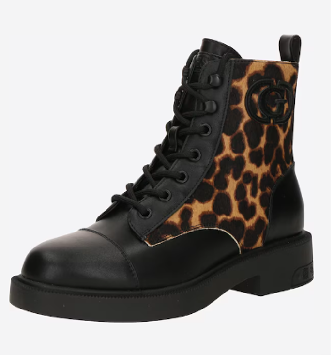 GUESS Šněrovací kozačky 4599 Kč
