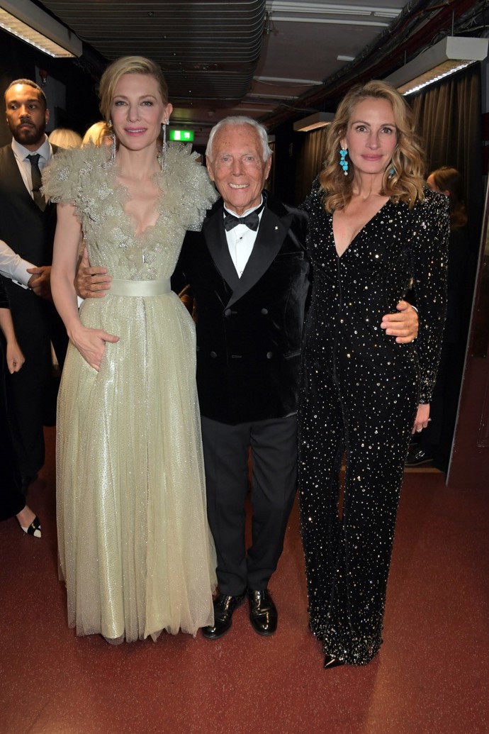 Hollywoodské hvězdy Cate Blanchett a Julia Roberts s návrhářem
Hollywoodské hvězdy Cate Blanchett a Julia Roberts s návrhářem