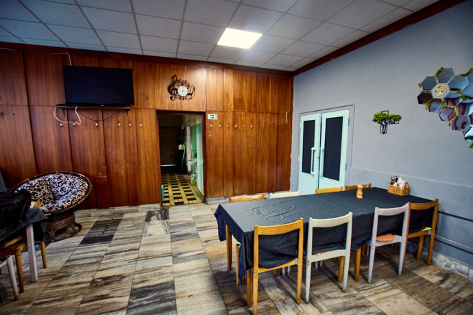Restaurace U Tří kytar v Košicích u Tábora, která účinkovala v pořadu Ano, šéfe!
Restaurace U Tří kytar v Košicích u Tábora, která účinkovala v pořadu Ano, šéfe!