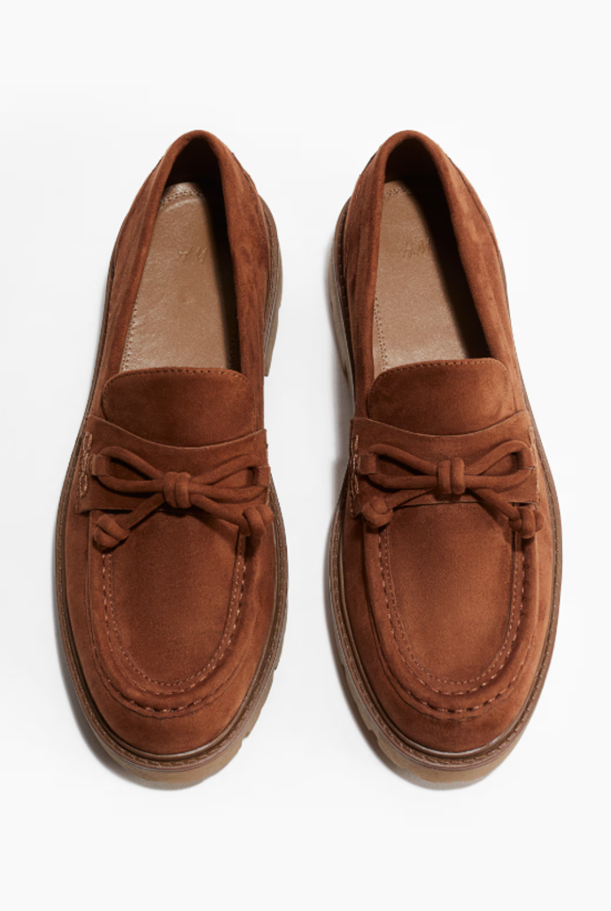 Robustní mokasíny, H&M, 879 Kč
Robustní mokasíny, H&M, 879 Kč
