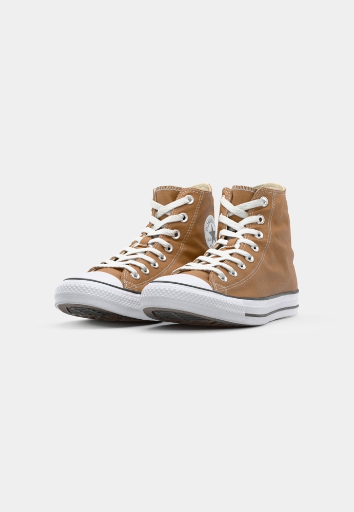 Converse 1260 Kč
Converse 1260 Kč