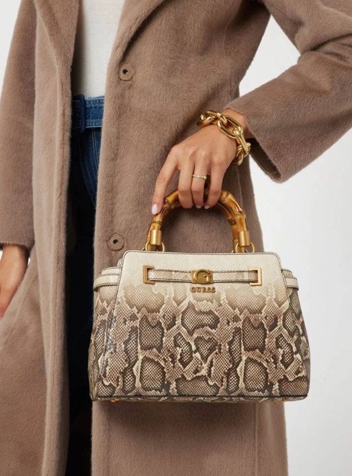 Luxusní kabelka s moderním zvířecím potiskem, Guess, 3 353 Kč
