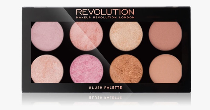 Svěží paletka tvářenek, Makeup Revolution, 215 Kč
