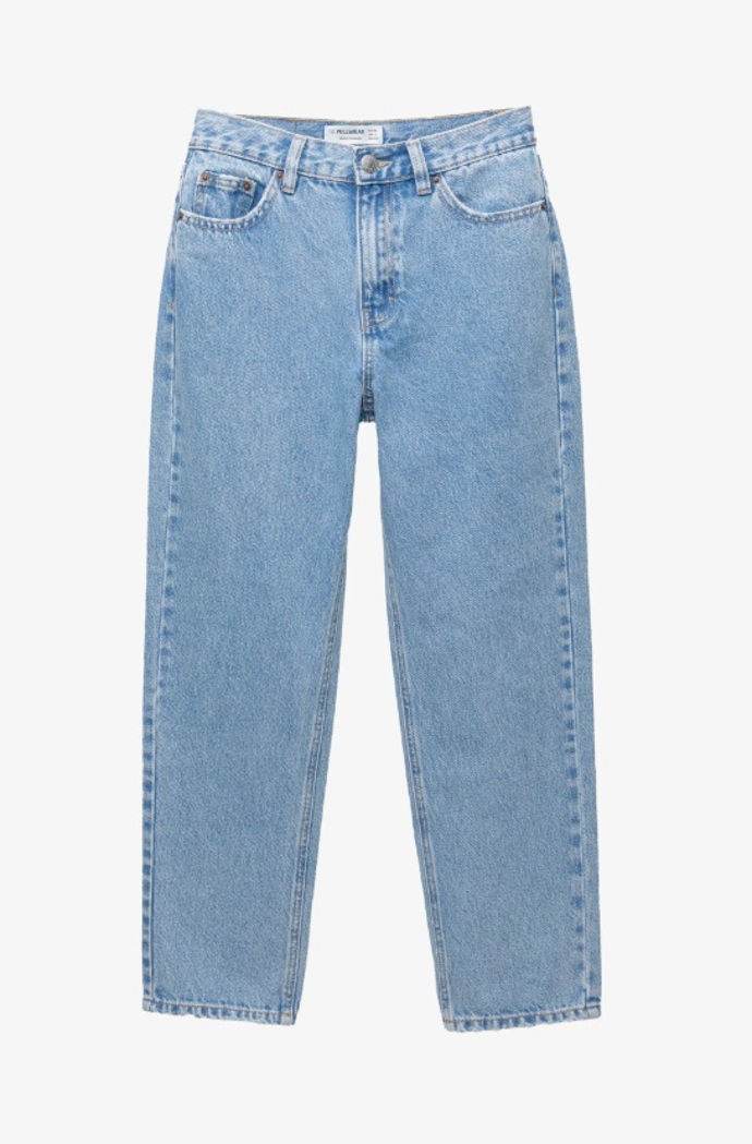 Rovné džíny s vysokým pasem, PULL&BEAR, 649 Kč
