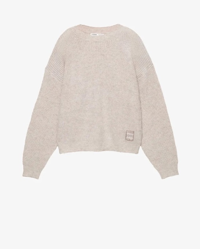 Vlněný svetr, PULL&BEAR, 699 Kč
