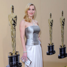 V šatech Saint Laurent na udílení Oscarů v roce 2010.
