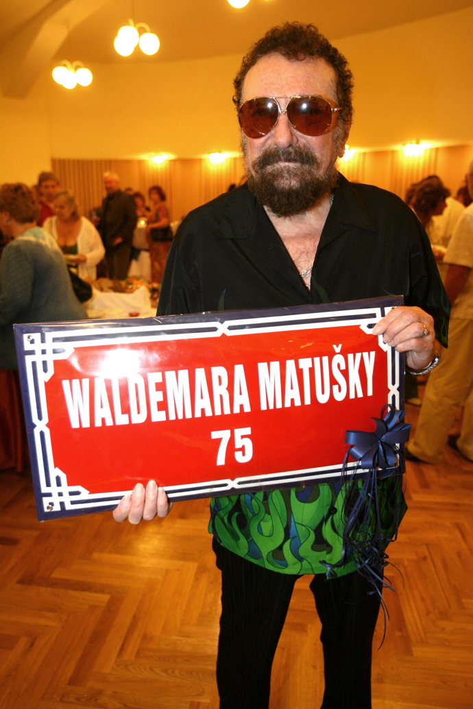 Waldemar na oslavě svých narozenin
Waldemar na oslavě svých narozenin