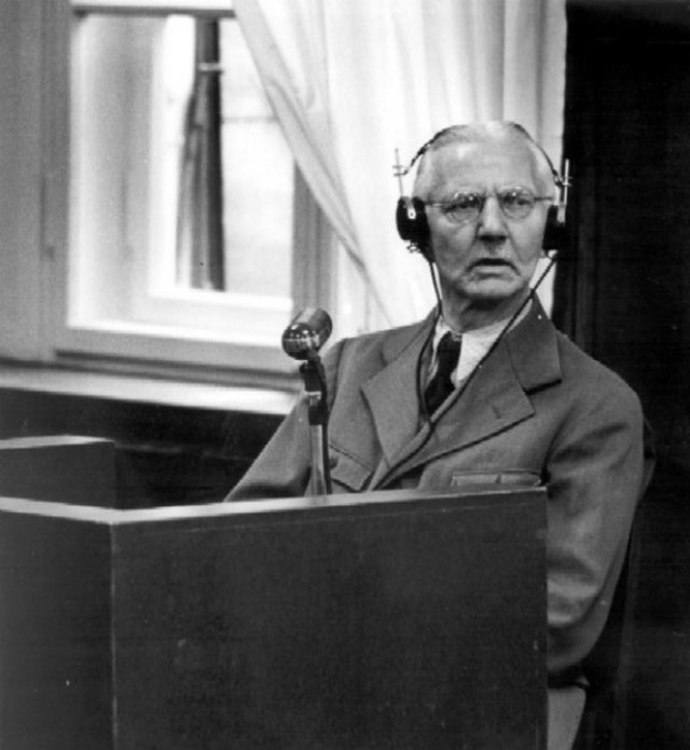 Hjalmar Schacht
