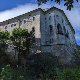 Hrad Houska na fotografii z roku 2023
