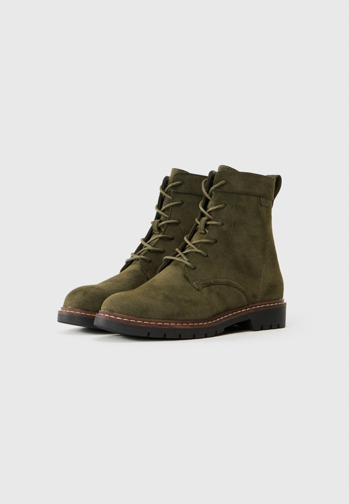 Lee 1680 Kč
Lee 1680 Kč