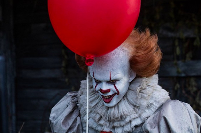 Zlý klaun Pennywise nepatří k šaškům, které byste chtěli potkat
