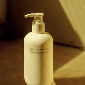 Parfém na praní Aura, Kintsugi Perfumes, 890 Kč
