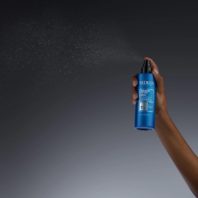 Hydratační sérum, Redken, 879 Kč
Hydratační sérum, Redken, 879 Kč