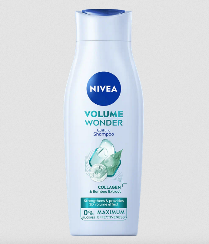 Šampon Volume Wonder. Pečující složení s výtažky z bambusu a kolagenem povzbudí i jemné vlasy bez objemu. 58 Kč
