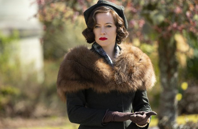 Záběry z britské minisérie Skandál po britsku, kde Margaret Campbell, vévodkyni z Argyllu ztvárnila Claire Foy
