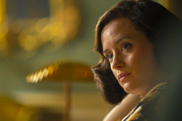 Záběry z britské minisérie Skandál po britsku, kde Margaret Campbell, vévodkyni z Argyllu ztvárnila Claire Foy
