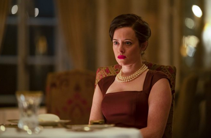 Záběry z britské minisérie Skandál po britsku, kde Margaret Campbell, vévodkyni z Argyllu ztvárnila Claire Foy
