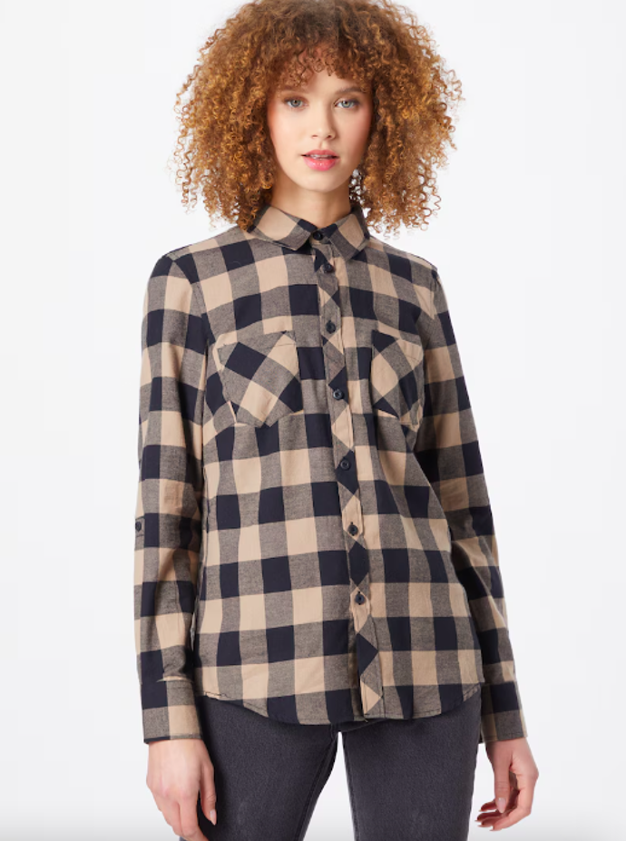 Urban Classics Halenka 550 Kč
Urban Classics Halenka 550 Kč