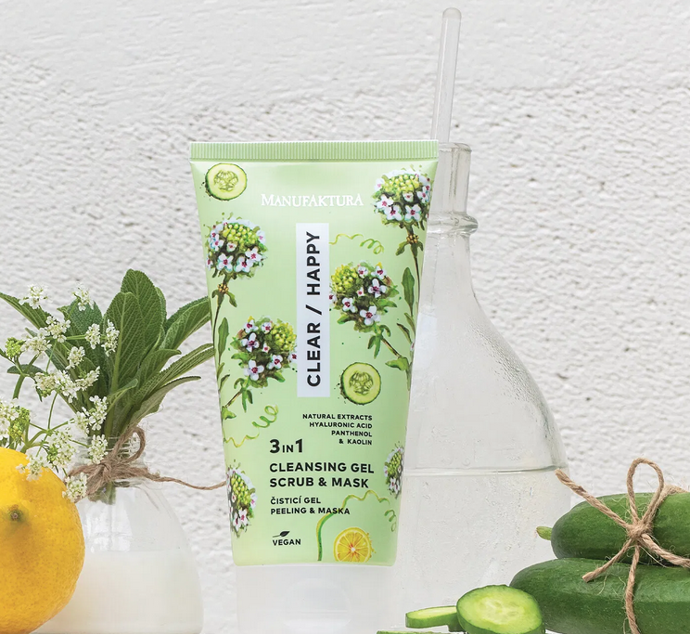Multifunkční čisticí gel, peeling & maska na obličej 3v1 se svěží vůní okurky je naprostým základem v péči o mastnou až aknózní pleť. Zaručuje dokonalé a hloubkové čištění pleti, zmírňuje projevy akné, hydratuje a rozjasňuje pokožku. 299 Kč
Multifunkční čisticí gel, peeling & maska na obličej 3v1 se svěží vůní okurky je naprostým základem v péči o mastnou až aknózní pleť. Zaručuje dokonalé a hloubkové čištění pleti, zmírňuje projevy akné, hydratuje a rozjasňuje pokožku. 299 Kč