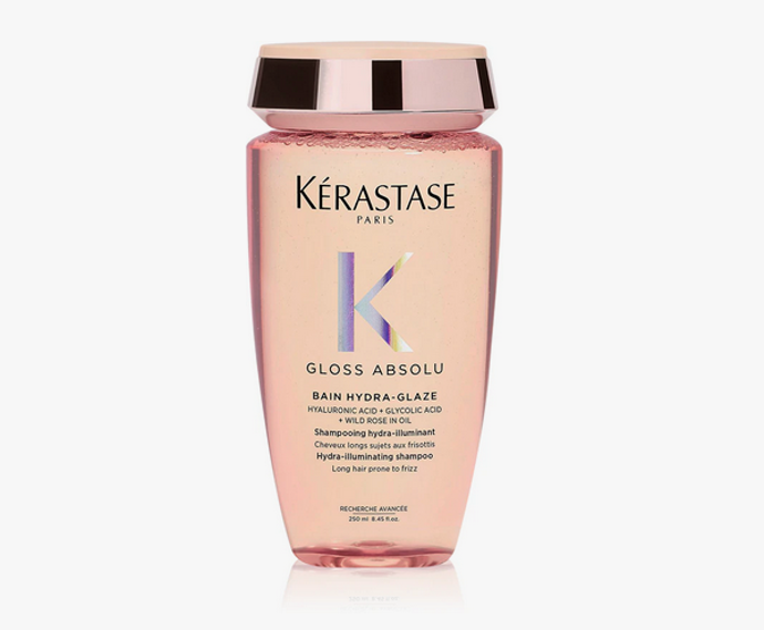 Šampon Kérastase Bain Hydra-Glaze Shampoo se pyšní hydratačním a rozjasňujícím složením a je určený pro dlouhé vlasy, které šetrně myje, zvyšuje jejich lesk a zachovává jejich přirozený pohyb. 751 Kč
Šampon Kérastase Bain Hydra-Glaze Shampoo se pyšní hydratačním a rozjasňujícím složením a je určený pro dlouhé vlasy, které šetrně myje, zvyšuje jejich lesk a zachovává jejich přirozený pohyb. 751 Kč