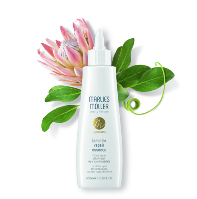 Marlies Möller Lamellar Repair Essence regenerační esence s viditelným účinkem do 9 sekund, polámané a roztřepené konečky vlasů vypadají bezchybně, rozevláté vlasy jsou zkroceny a snadno se rozčesávají. Navíc nejsou křehké, ale naopak perfektně pružné a dají se lehce upravit.1210 Kč
Marlies Möller Lamellar Repair Essence regenerační esence s viditelným účinkem do 9 sekund, polámané a roztřepené konečky vlasů vypadají bezchybně, rozevláté vlasy jsou zkroceny a snadno se rozčesávají. Navíc nejsou křehké, ale naopak perfektně pružné a dají se lehce upravit.1210 Kč