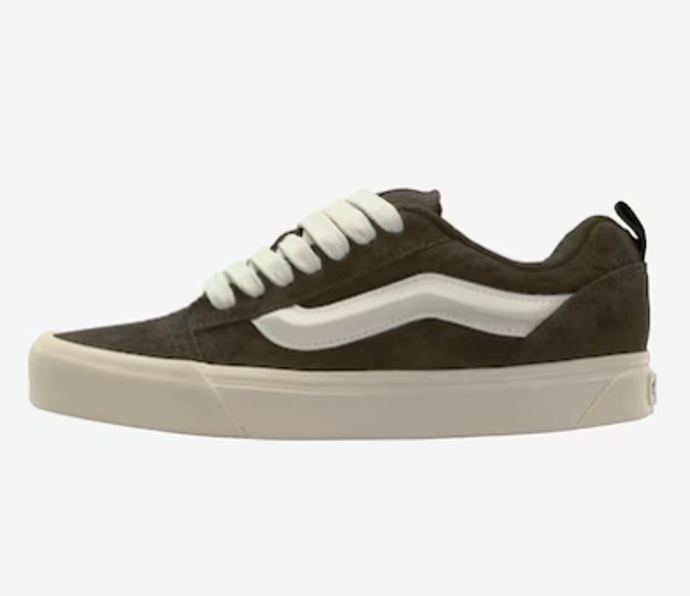 VANS Tenisky 1999 Kč
VANS Tenisky 1999 Kč