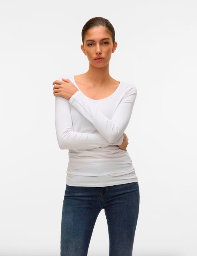 VERO MODA Tričko 399 Kč
VERO MODA Tričko 399 Kč