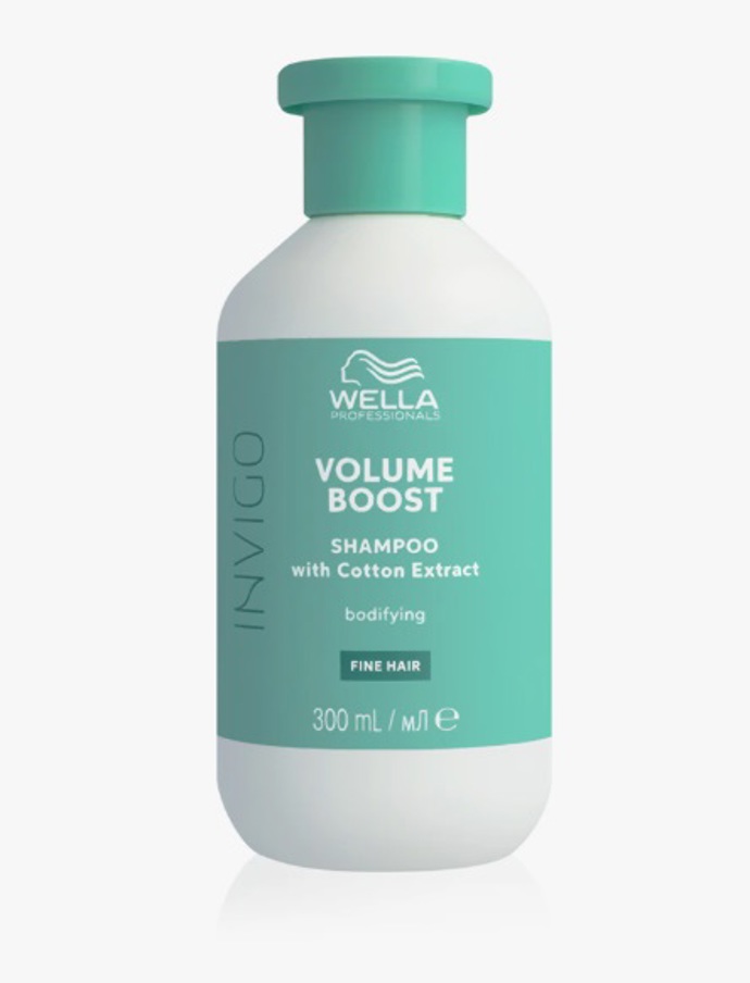Šampon pro objem jemných vlasů, Wella Professionals, 316 Kč
