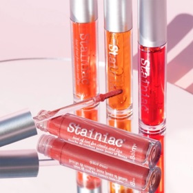 Multilíčidlo, theBalm, 275 Kč

