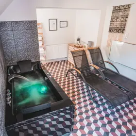 Užít si zde můžete i trochu ničím nerušeného wellnessu.
