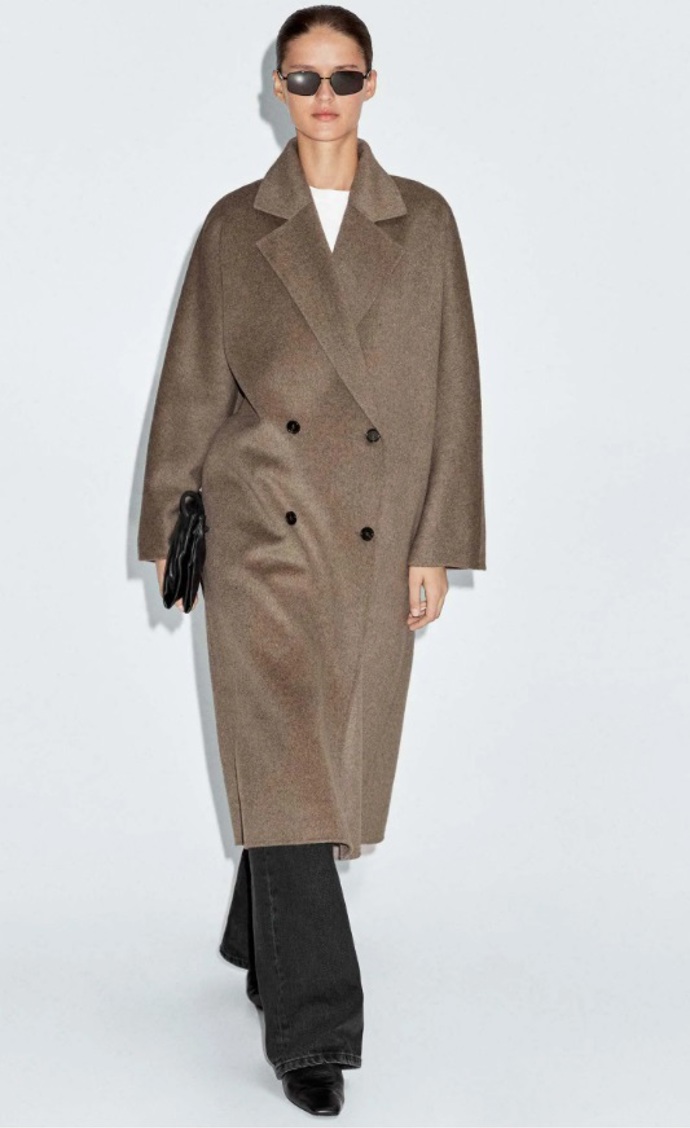 Jednořadý kabát, Massimo Dutti, 7 999 Kč
