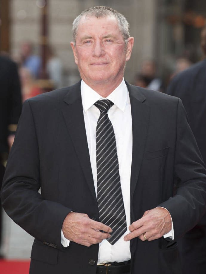 John Nettles se v důchodu vrátil k oboru, který vystudoval na univerzitě.
John Nettles se v důchodu vrátil k oboru, který vystudoval na univerzitě.