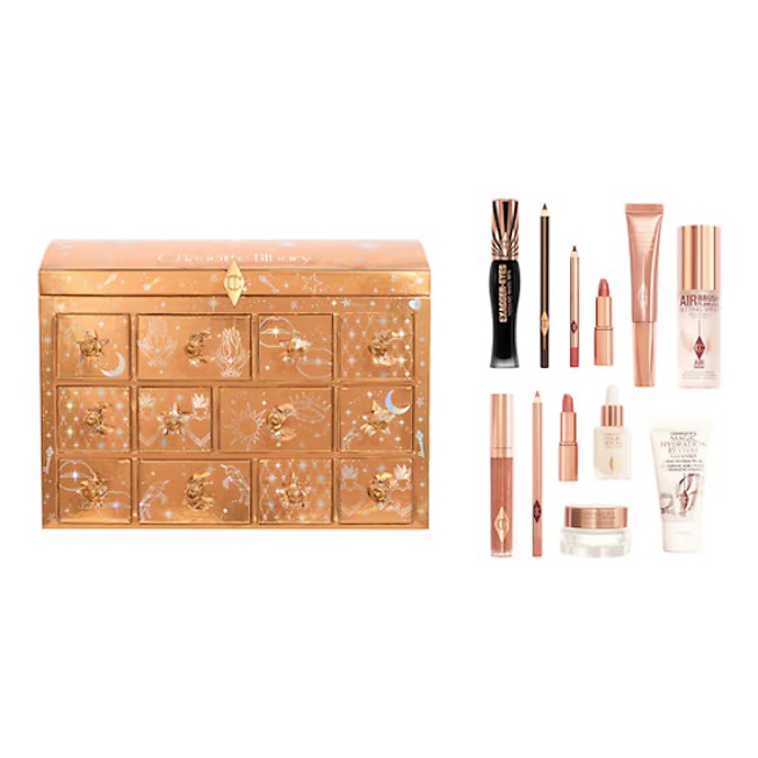 Adventní kalendář, Charlotte Tilbury, 790 Kč
