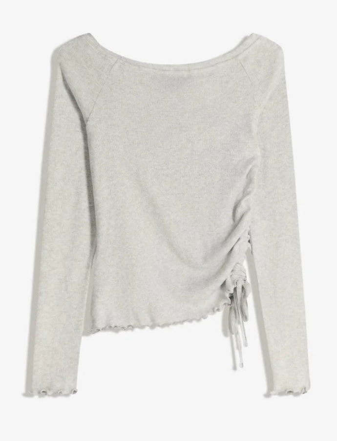 Tričko s postranním řasením, Bershka, 499 Kč
