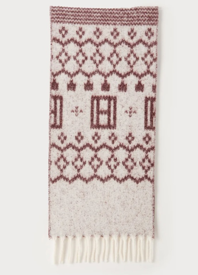 Vzorovaná šála, Tommy Hilfiger, 2 243 Kč
