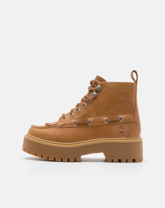 Farmářské boty na platformě, Timberland, 4 320 Kč
