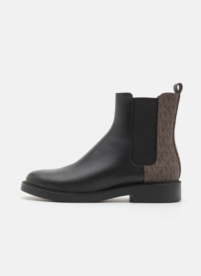 Chelsea boty v odstínech hnědé, Michael Kors, 3 995 Kč
