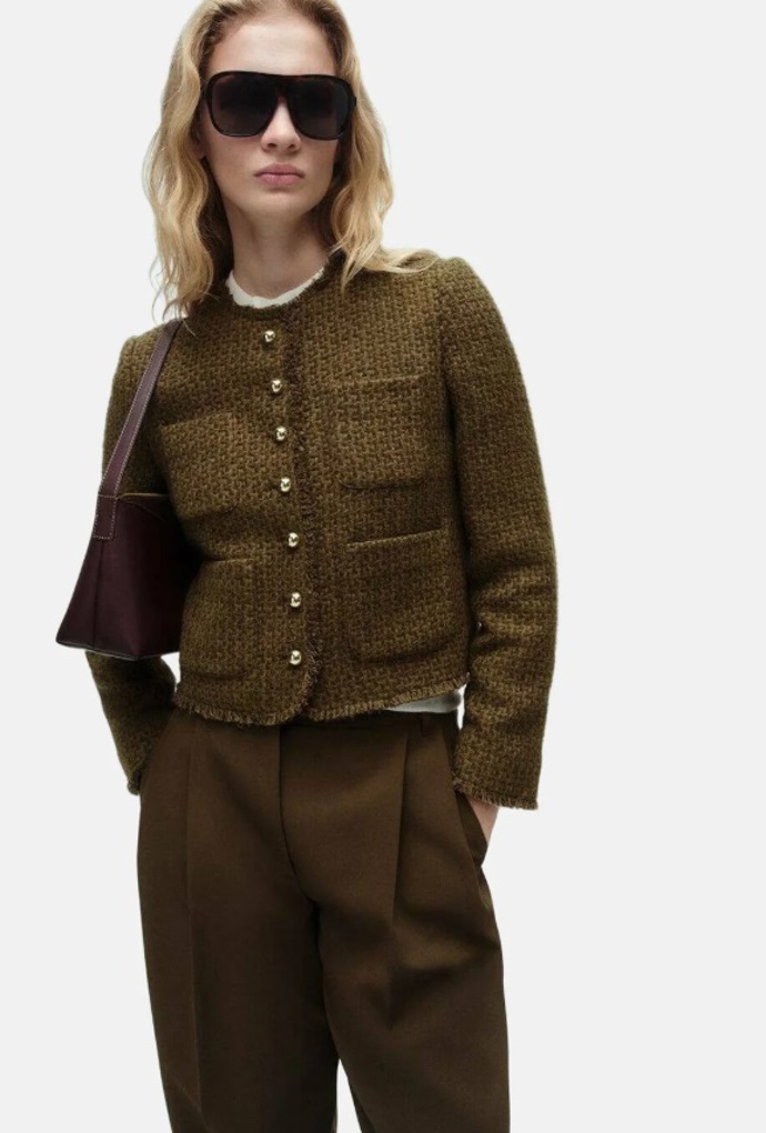 Khaki tweedový blejzr, Mango, 1 999 Kč
