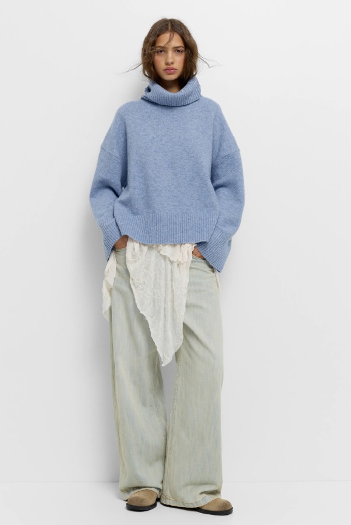 Oversized rolákový svetr, PULL&BEAR, 849 Kč
