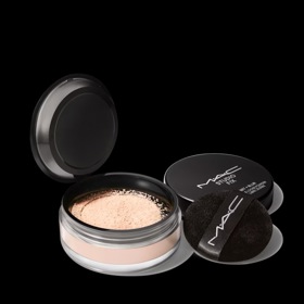Zapékací pudr, MAC, 1080 Kč
