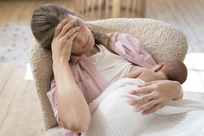 Manžel se jí pomalu začal vzdalovat a nyní neví, co dál. Jak se vrátit zpět k manželovi, pocítit intimní blízkost a společně navázat na vztah manželů?
Manžel se jí pomalu začal vzdalovat a nyní neví, co dál. Jak se vrátit zpět k manželovi, pocítit intimní blízkost a společně navázat na vztah manželů?